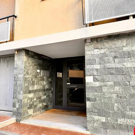 Hostdomus - Cozy Corner Near The Sea Appartamento *